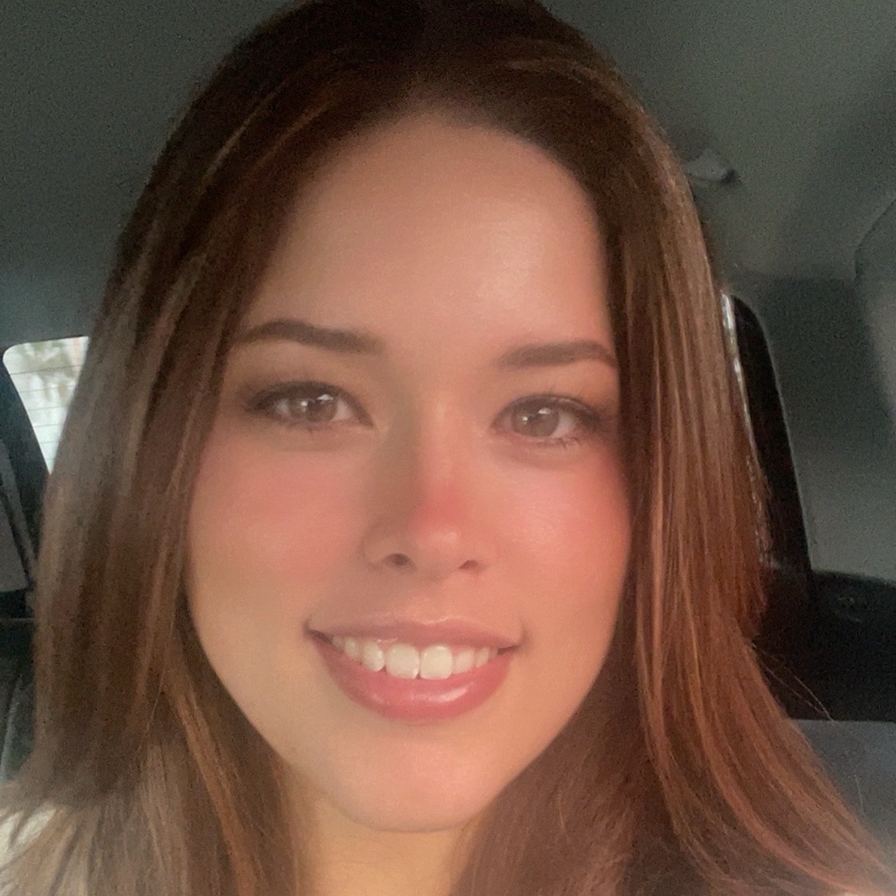 Meet your Posher, Alexandra